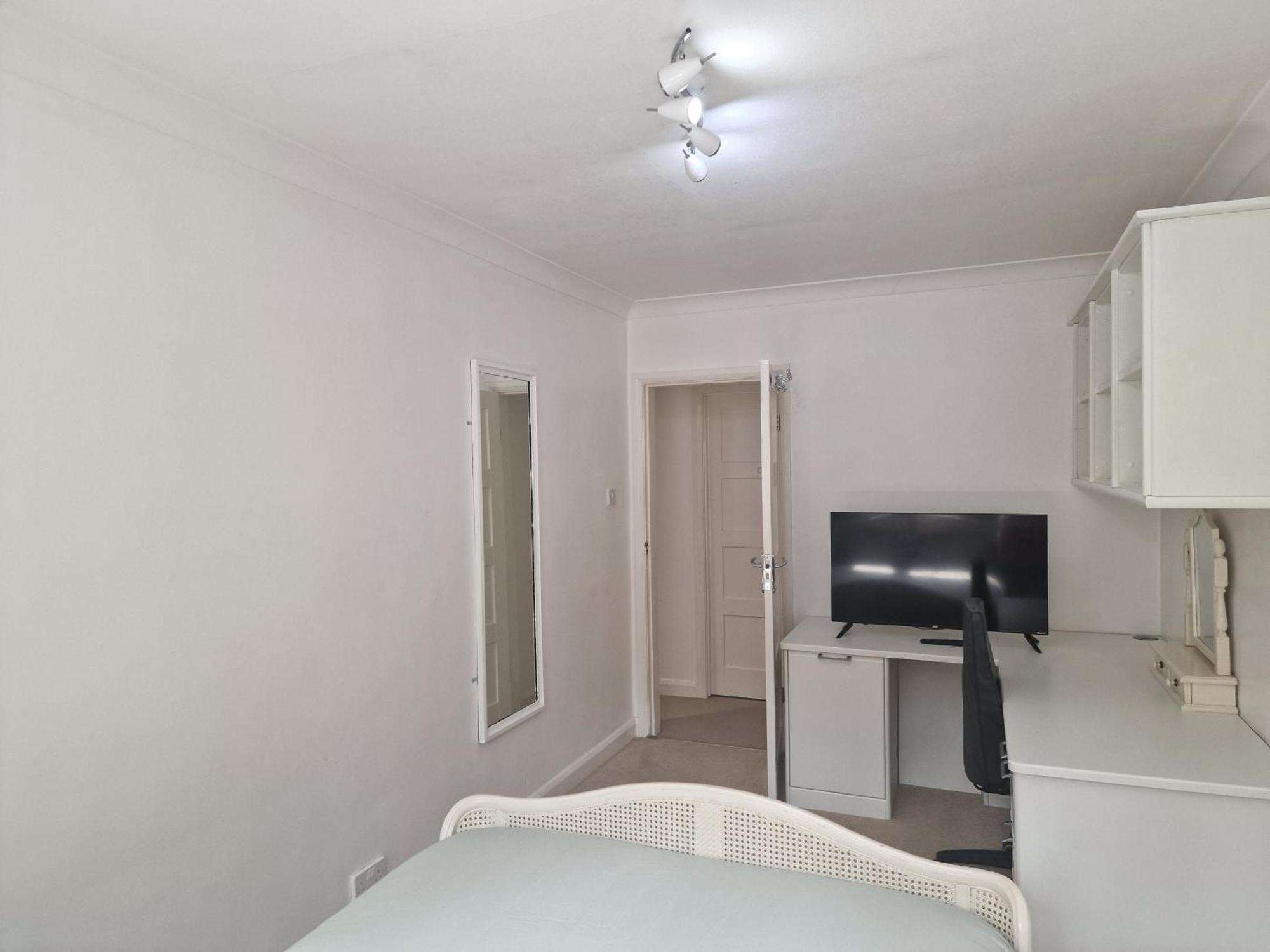 D Elmdon Homestay Shared 4 Bedrooms Birmingham Exterior foto