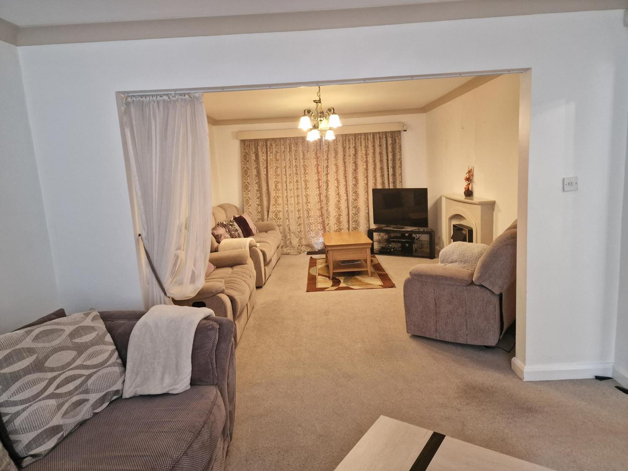 D Elmdon Homestay Shared 4 Bedrooms Birmingham Exterior foto